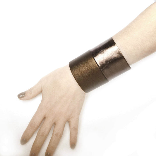 Statement metallic leather cuff | Nairobi - Angela Pinto