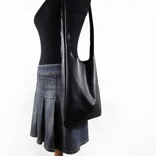 Black leather hobo bag | Sara - Angela Pinto