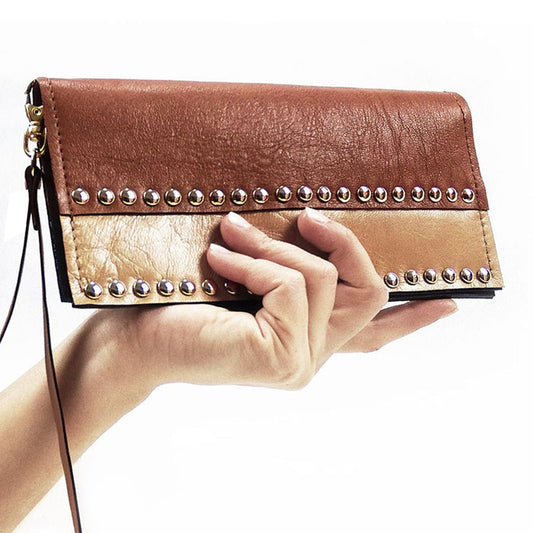 Brown leather long wallet with studs | Narciso - Angela Pinto