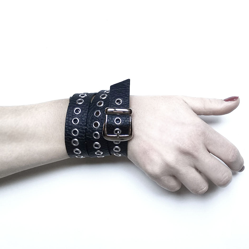 Black leather wide wrap bracelet with eyelets | Detroit
