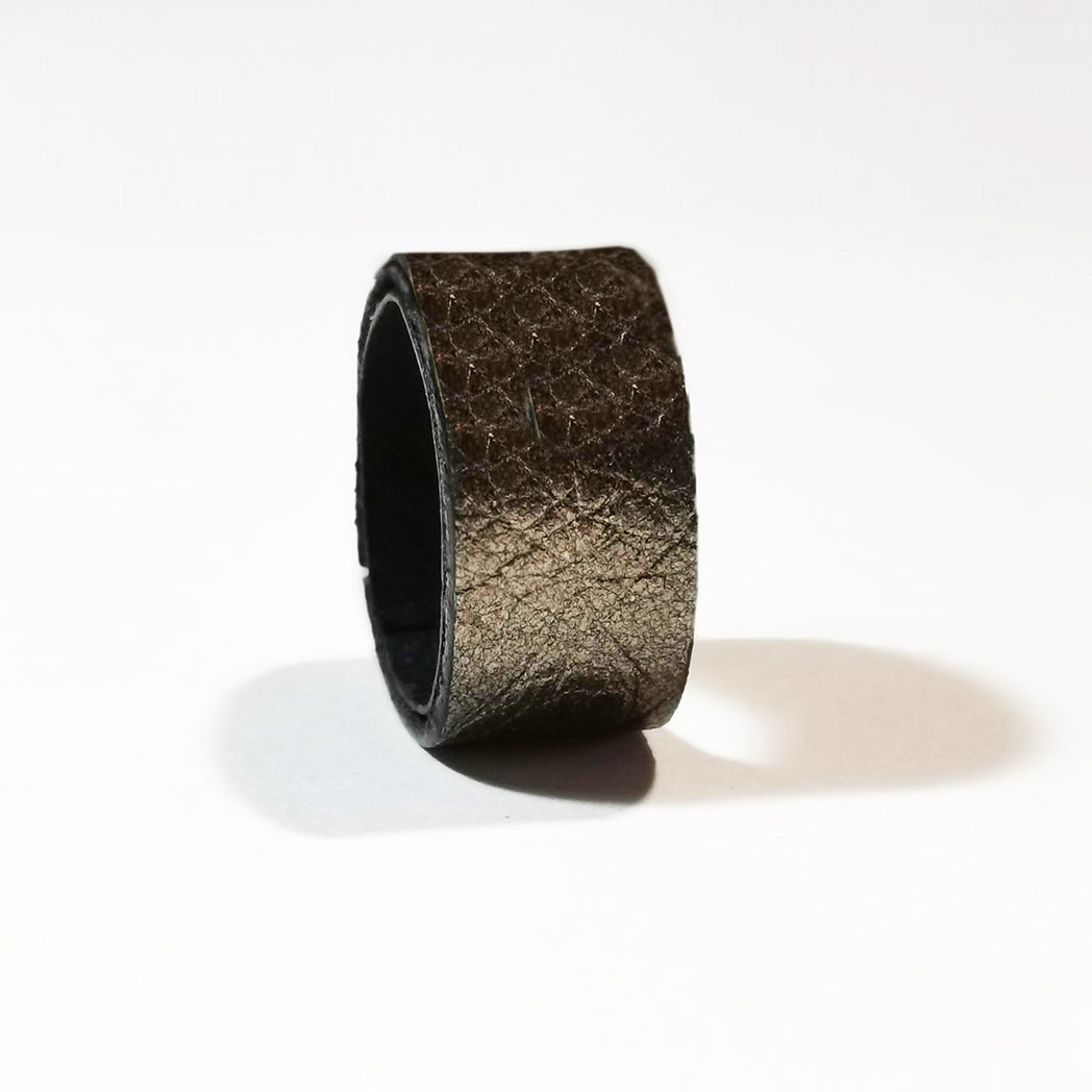 Copper leather ring made in Italy | Oslo