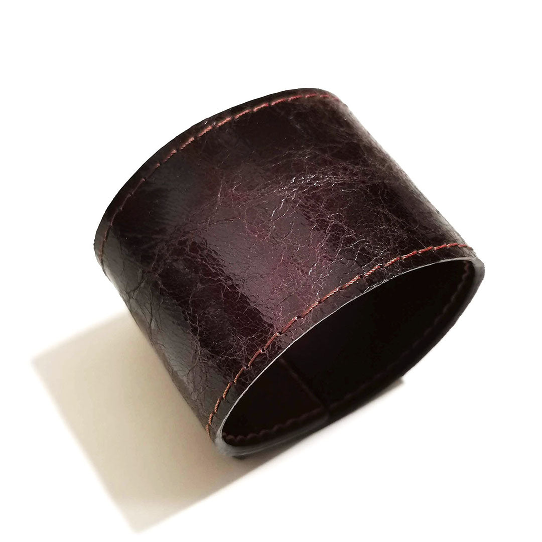 Brown genuine leather cuff for men and women, Made in Italy | Bangkok